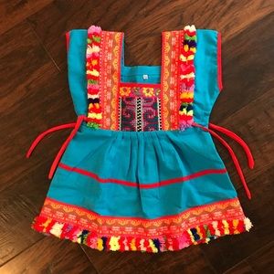 Beautiful unique Mexican tunic top!